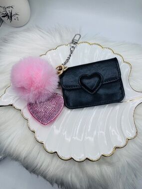 Black Heart Card Case - Faux Leather and Pinky Heart Charm